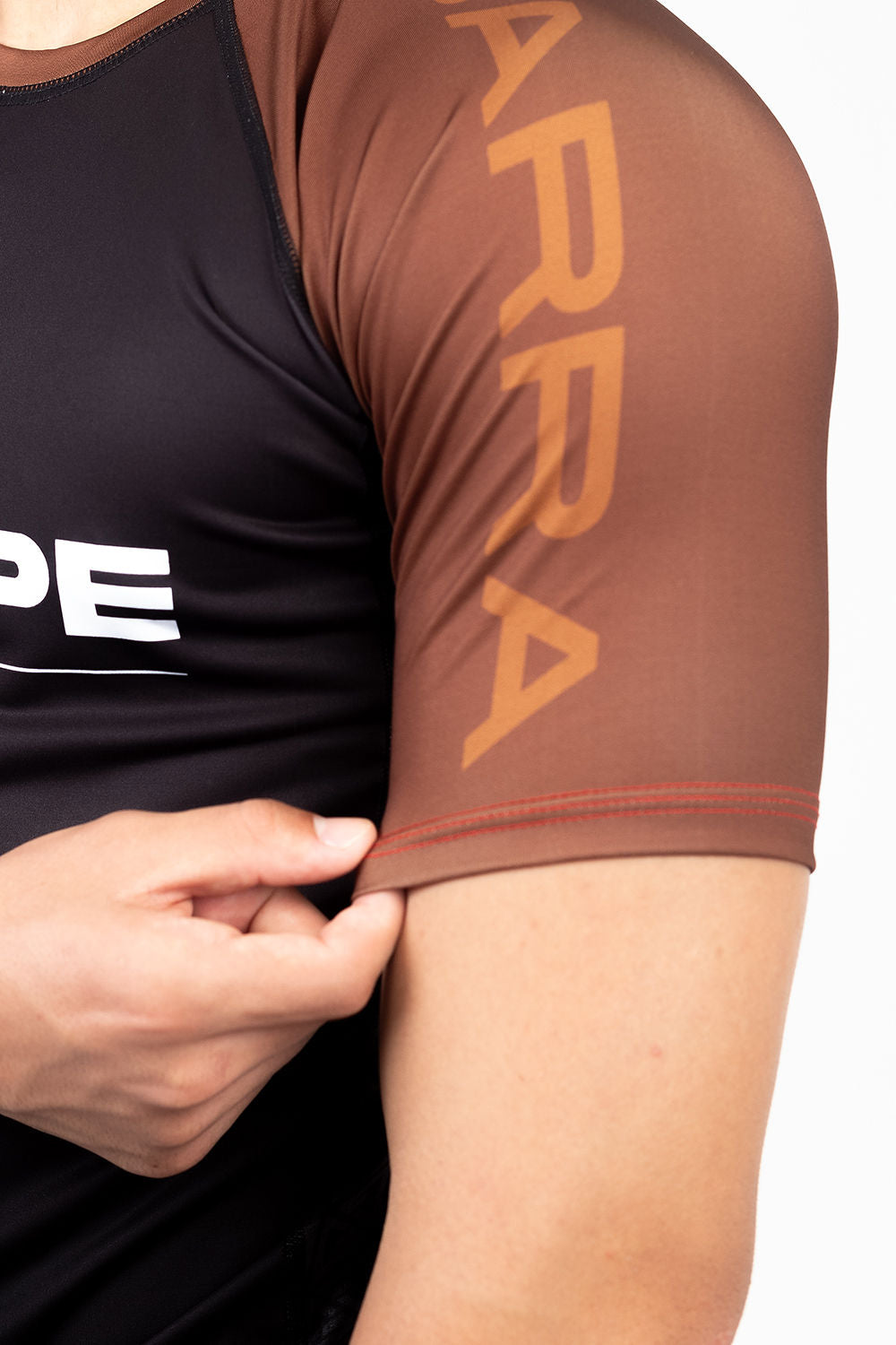 Rashguard Ranqueada GB Essentials- Marrom