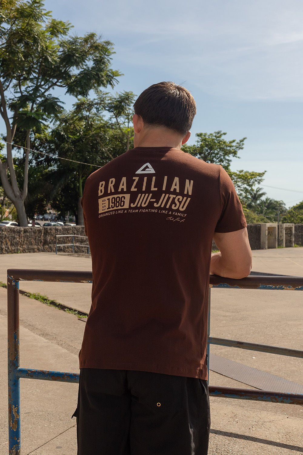 Camiseta Tactical - Marrom