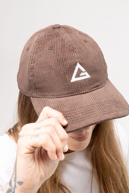 Boné de Veludo Legacy - Marrom